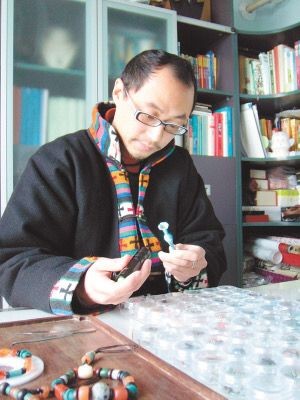 Glass artist: Mu Zhi